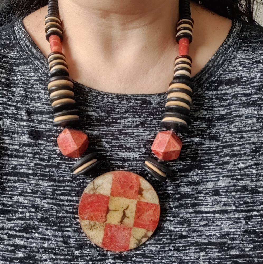 Vintage Genuine Apple Sponge Coral & Wood Beads Chunky Bohemian Necklace